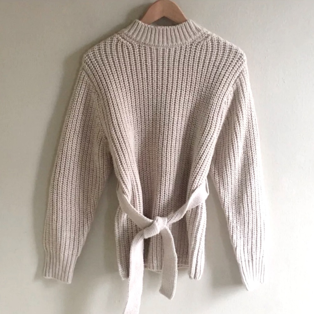 ZARA SIZE SMALL NWT BASIC TIED KNIT SWEATER❣️ - Picture 4 of 4